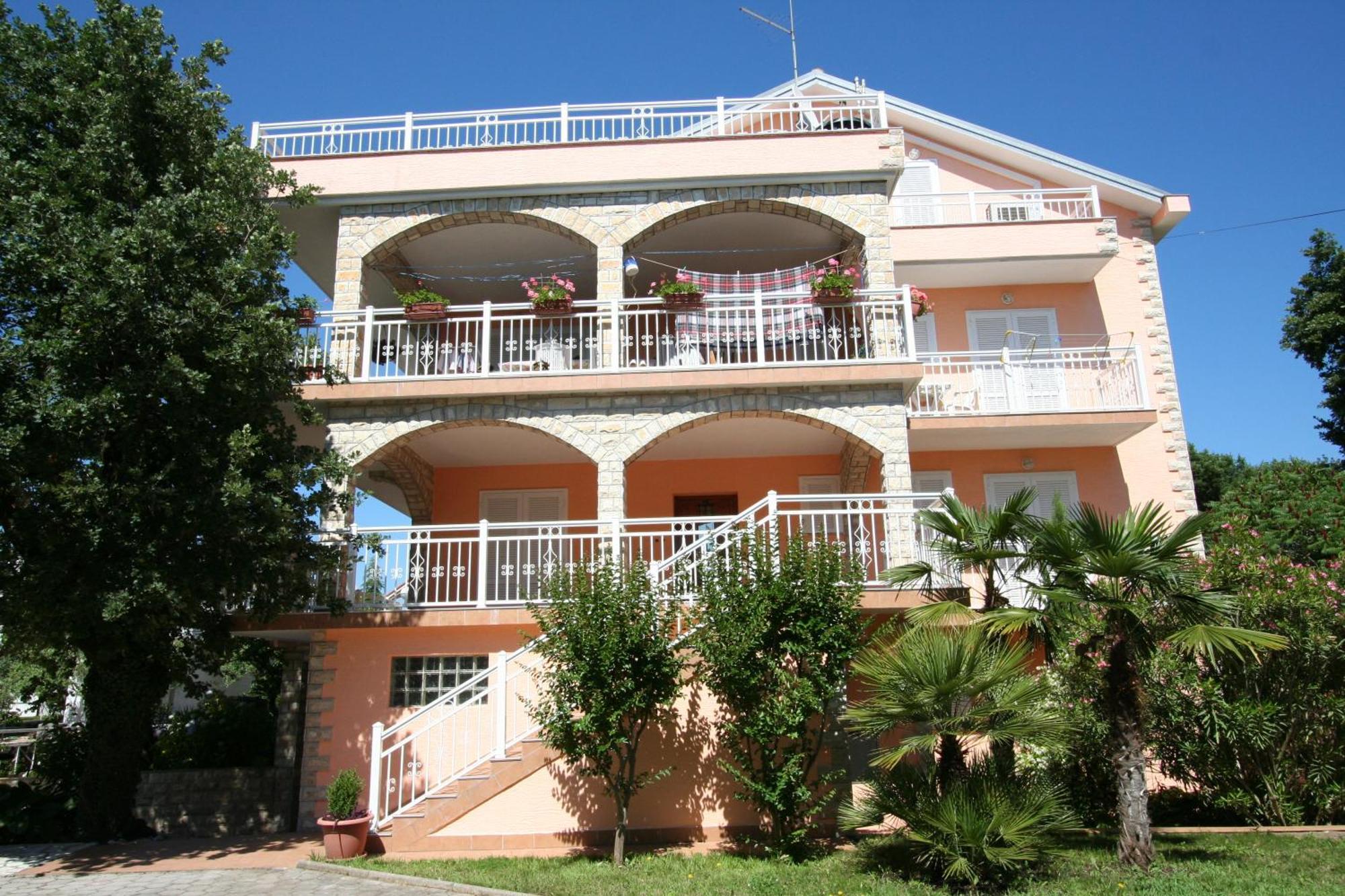 Apartments And Rooms Нивице Экстерьер фото