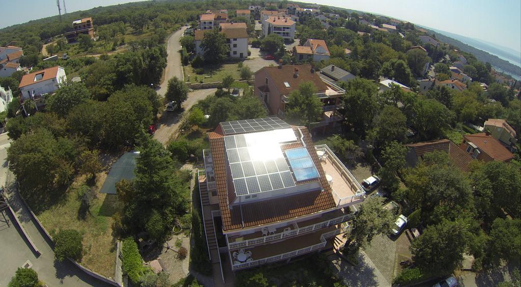 Apartments And Rooms Нивице Экстерьер фото